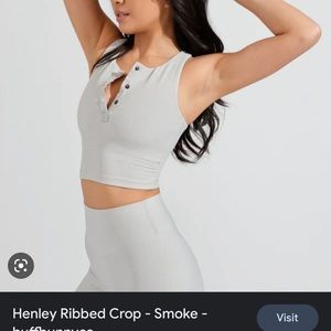 Buffbunny Henley ribbed crop size m smoke color